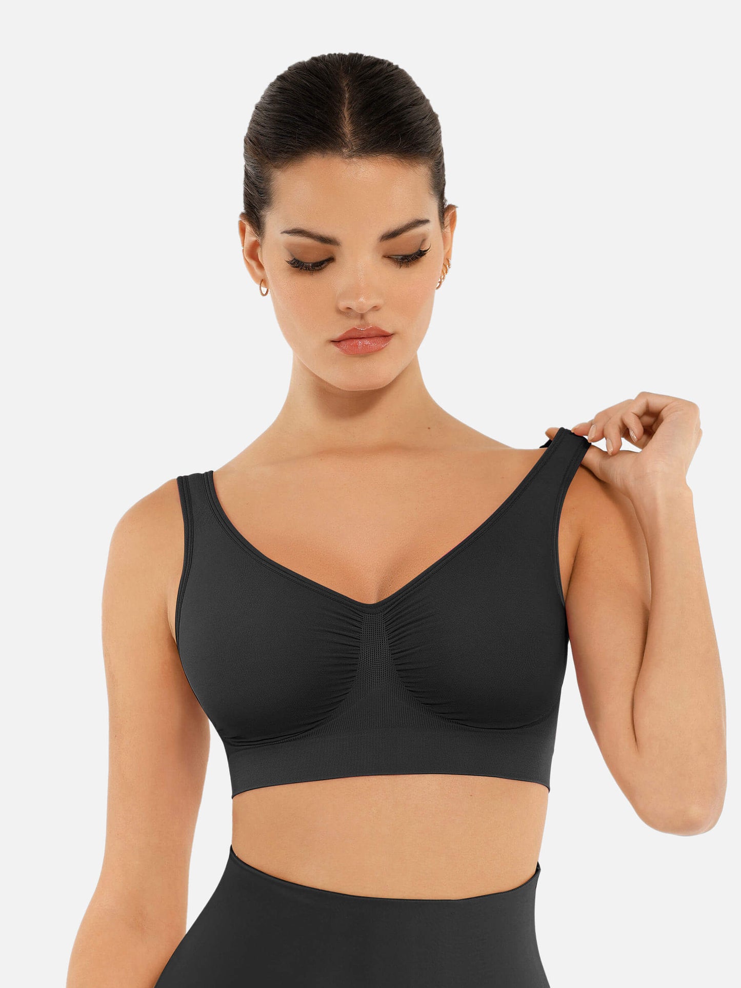 Shapetly.™ No Underwire Wide Straps Everyday Bra